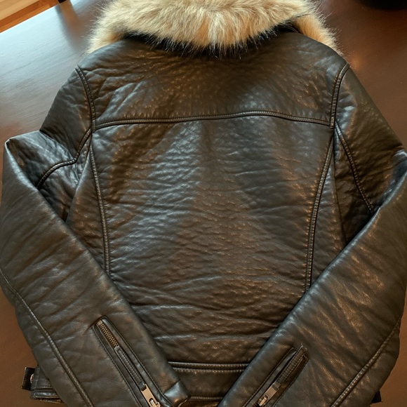 Topshop Moto Jacket with Removable Ruff - Picture 3 of 6
